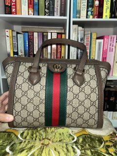 (Category: ) located in . Submitted by kdotpreloved (Listing ID 1438789157, Image 1). Description: .