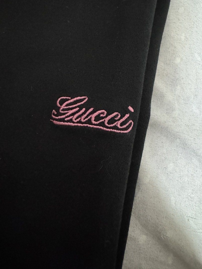 Gucci Black Tee (Category: Shirts) located in Cavite. Submitted by anythingeverything20 (Listing ID 1438828116, Image 2). Description: Authentic L on tag. Loose type for M built.