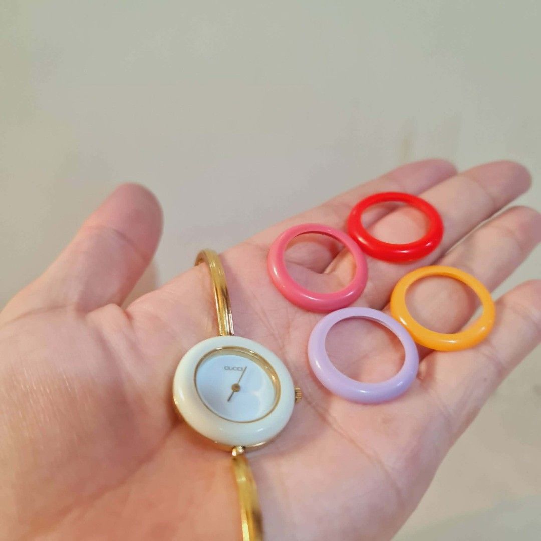 Gucci Watch (Category: Women's Watches) located in Navotas City. Submitted by _strawberrymelon (Listing ID 1438779876, Image 1). Description: Original preloved GG Watch Excellent Condition!💜 M-L size 17.5cm-18.5cm With 5pcs bezel and Replacement box only last price posted!Low ballers will not entertained!Free Shipping Nationwide! 📌DISCLAIMER📌 We are not affiliated, associated, or in any way officially connected with any brands featured.All cop