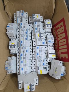 (Category: ) located in . Submitted by automationparts (Listing ID 1438772416, Image 1). Description: .