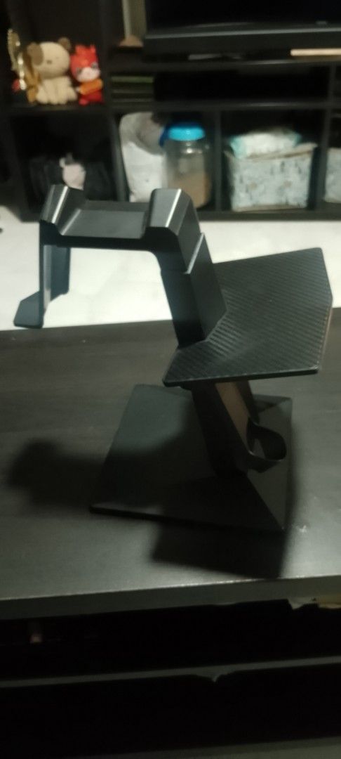 Headset Stand for oculus458598327612221440
