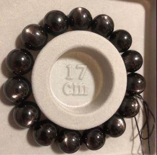 (Category: ) located in . Submitted by newbies.preloved (Listing ID 1438873478, Image 1). Description: .