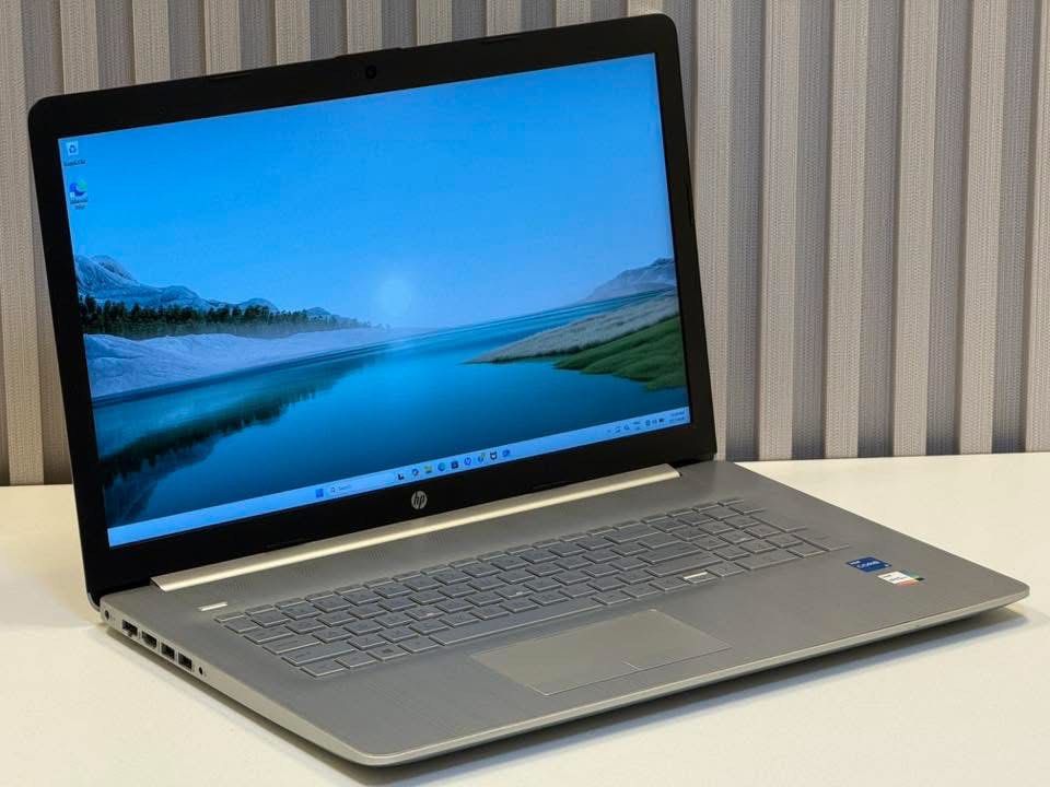 HP Laptop (Category: Laptops & Notebooks) located in Manila. Submitted by wise.husreene (Listing ID 1438856718, Image 2). Description: HP Laptop 17-BY4059CL Intel Core i5 1135G7 11th Gen 32GB RAM 256GB SSD Storage Full HD 1920 x1080 17inch Laptop 💻2ndhand, Good as new 🌸CONTACT NUMBER ☎️-09552116971 💰 NOW ONLY: ₱20,500 ❌ Before Price: ₱23,500 SPECIFICATION •11th Gen Intel (R) Core(TM) i5-1135G7 @ 2.40GHz (8 CPUs), ~2.4GHz Turbo Boost 4.2GHz •32