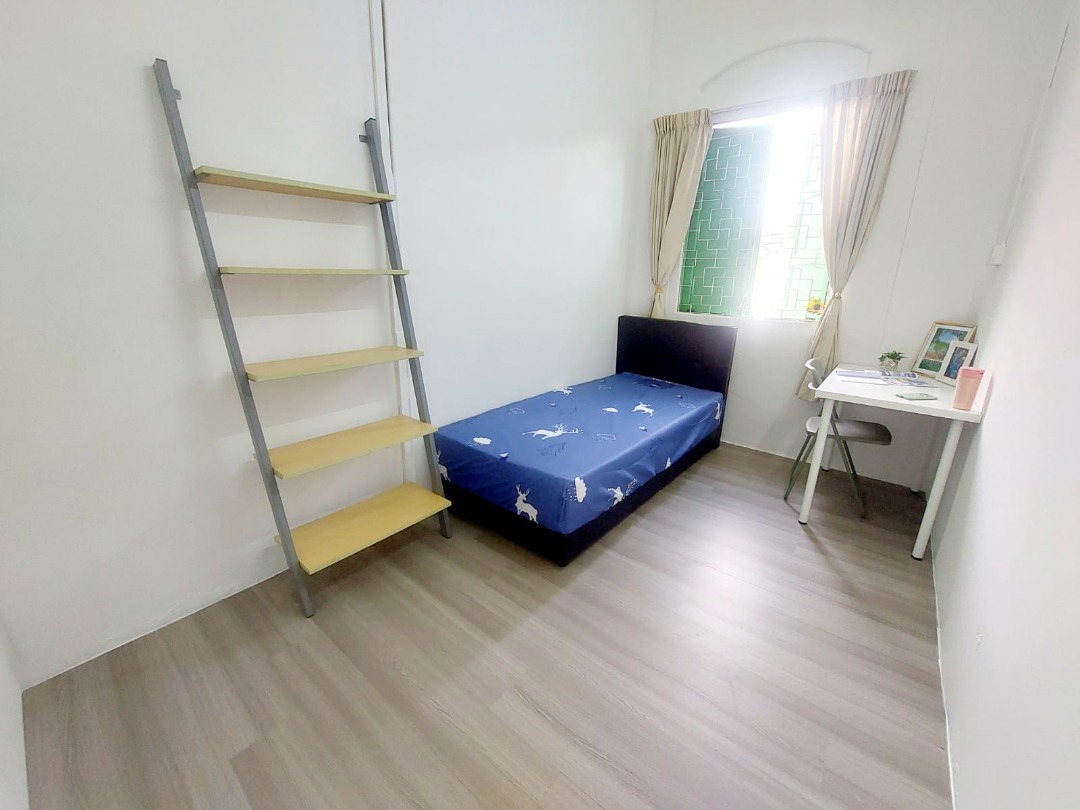 (Category: ) located in . Submitted by idealhome2025 (Listing ID 1438734853, Image 1). Description: .