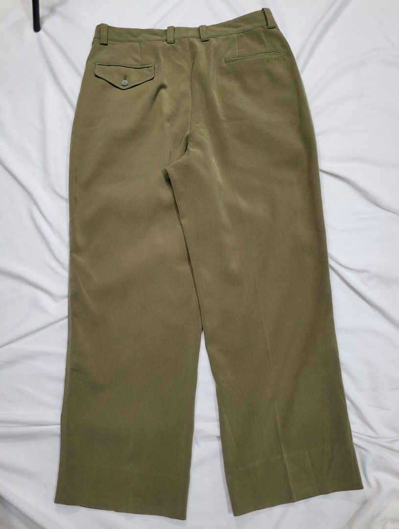 Vintage Kenzo Golf Double Pleated Pants (Category: Trousers) located in Bulacan. Submitted by oldfold (Listing ID 1438863363, Image 2). Description: Very good condition. No issues. Premium quality fabric. Waist: 34 Length: 39 Hem: 9.