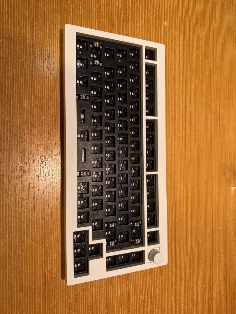 Keychron V1 Barebones458370963116533760