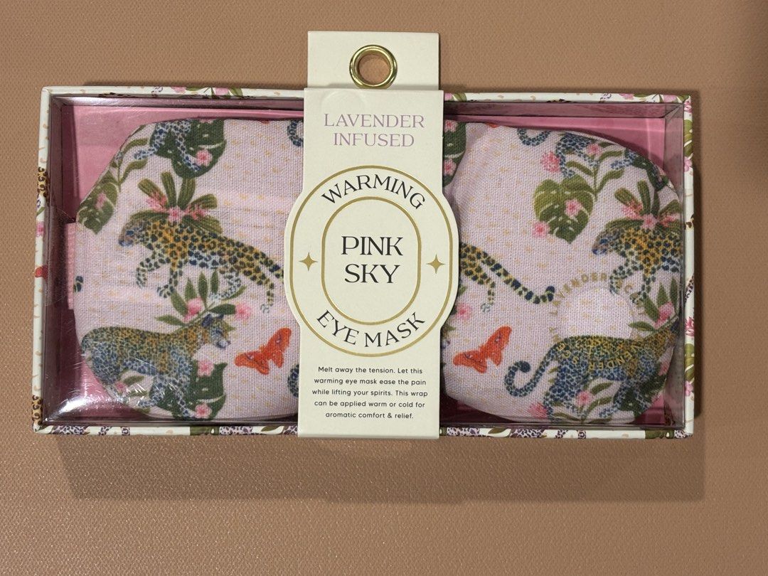 Lavender Infused Warming Pink Sky Eye Mask (Category: Face Care) located in Pasig City. Submitted by shopgirl101 (Listing ID 1438736766, Image 1). Description: - Lavender-infused warming eye mask - Provides soothing warmth when microwaved - Can be chilled in the freezer for a cooling effect - Helps ease pain and discomfort - Includes heat and cold therapy instructions RFS: decluttering Price slightly negotiable. MOP: Gcash, bank transfer SF to be