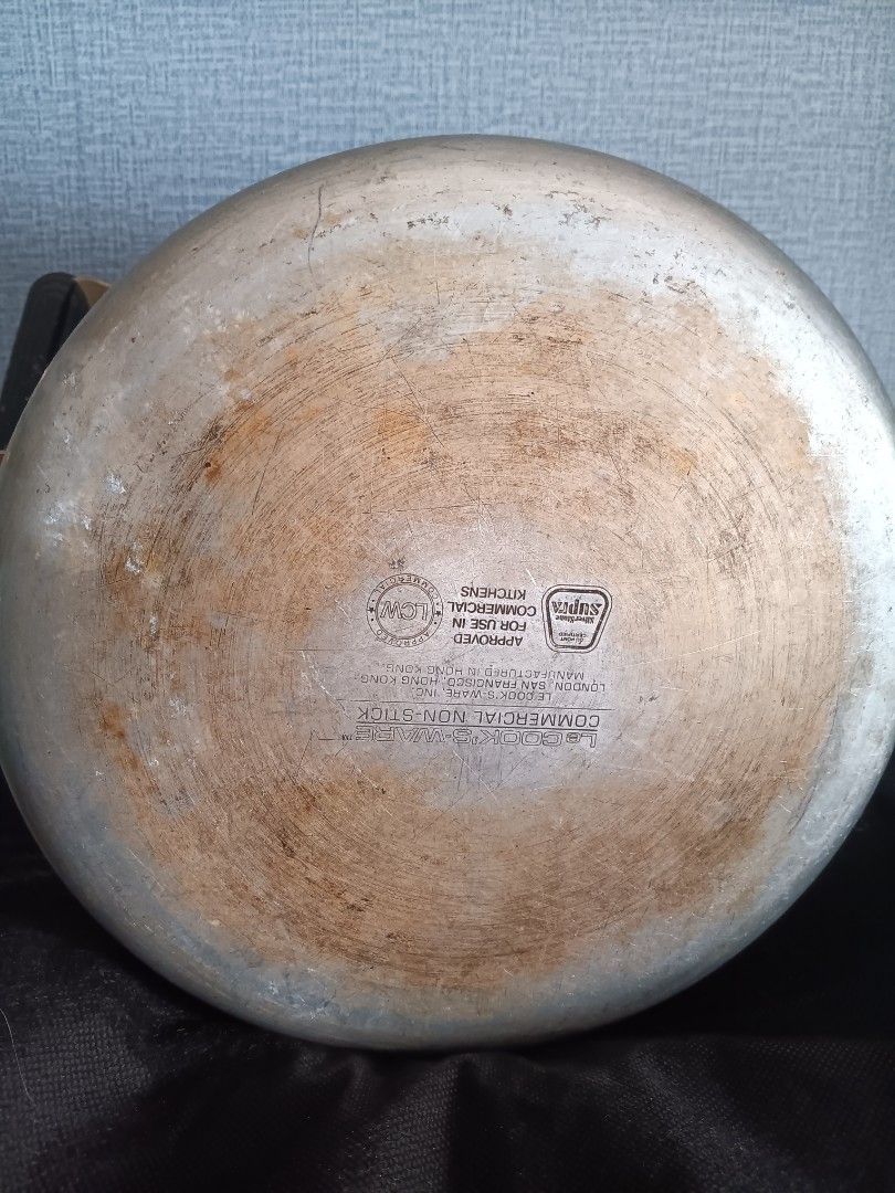 Le Cook's Ware, Commercial Non-stick Steamer (Category: Cookware & Accessories) located in Quezon City. Submitted by thriftstoreqc (Listing ID 1438694034, Image 3). Description: without lid or pot cover Kindly watch actual video of items on my YouTube channel here-please copy URL here: https://www.youtube.com/live/JAzb7lFlw4k?si=qPWrZIzyXC-Jn5xl more videos, URL here: https://www.youtube.com/live/P6rnKU5-oZ4?si=acKOQbDAb7iUUzdM Thank you for visi
