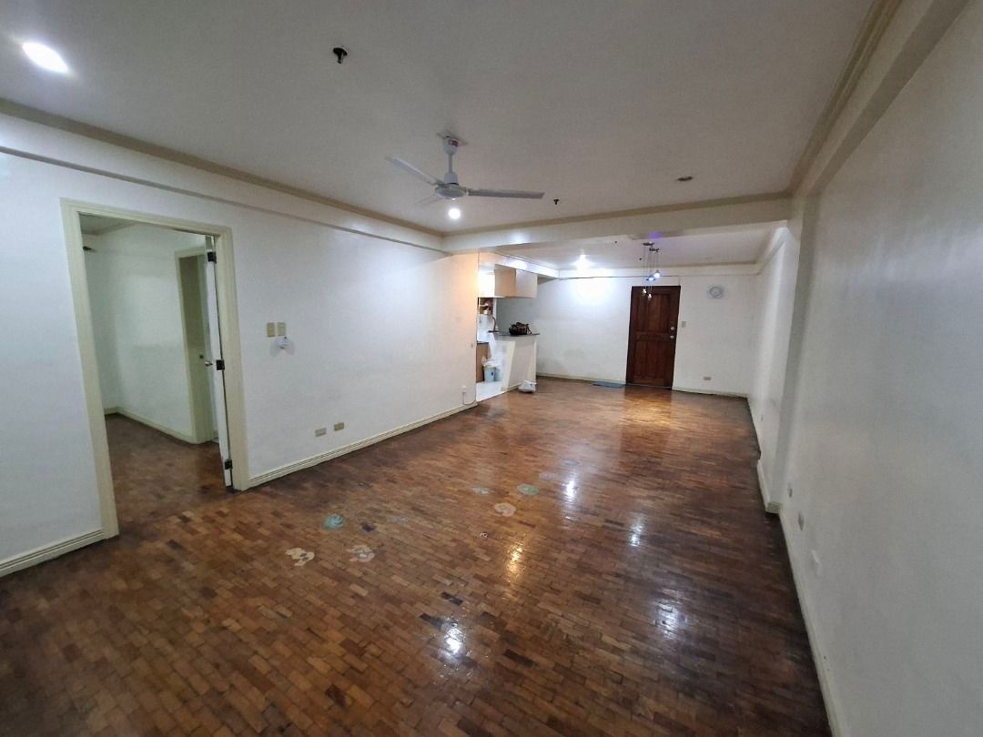 LE GRAND CONDOMINIUM FOR SALE (Category: Apartments & Condos) located in Makati City. Submitted by bea.09178980998 (Listing ID 1438714665, Image 3). Description: 🔥🍃 Le Grand Condominium- 6th Floor Valero St., Salcedo Village, Makati 📍For Sale - P 20,000,000 Gross Negotiable Direct: Yes # of BR: 2 # of TB: 2 Maid’s room with own T&B Floor area: 135 sqm Parking: 1 Remarks: ✔Clean title ✔As is, where is For viewing and inquiries: Bea Cortez PRC R