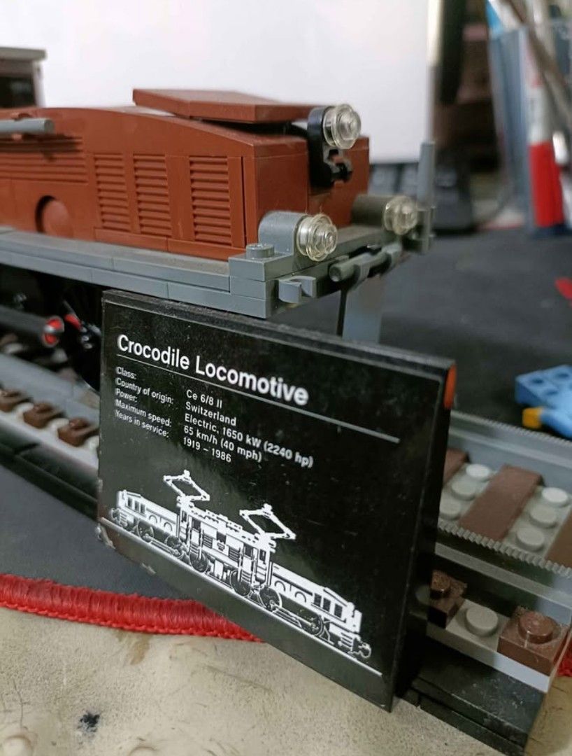 Lego Crocodile Locomotive (Category: Lego & Building Sets) located in Manila. Submitted by japoy22 (Listing ID 1438720615, Image 2). Description: LEGO CROCODILE LOCOMOTIVE P4,500 Location Guiguinto Bulacan Shipping Nationwide. No Box and No Manual Authentic Lego, yung nasa Shoppee na tab P3,900 ay hindi Lego. Almost complete. Kulang lang ako sa mga cable sa bubong kaya nag customize ako ng kaunti. Train and Riles complete. When shipping, babaklas