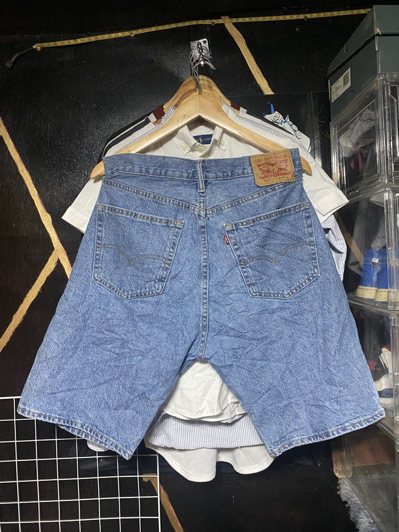 Levi's 505 Denim Shorts W36 (Category: Shorts) located in San Pedro. Submitted by raprap.monte (Listing ID 1438829195, Image 1). Description: - Authentic Levi's 505 denim shorts - Light blue wash - Size: W36 - Classic Levi's red tab and stitching - Made of denim.