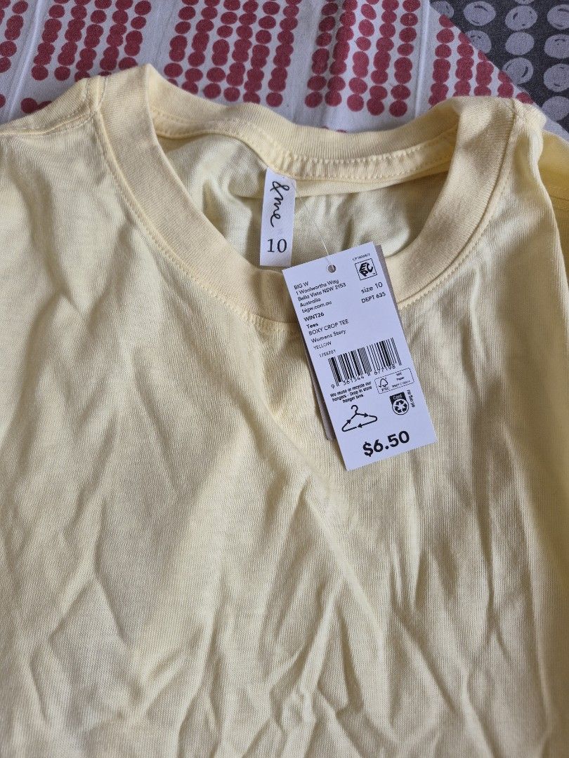 Lime Yellow T-shirt Size 10 (Category: Tshirts & Polo Shirts ) located in Pasig City. Submitted by ces.maranan16 (Listing ID 1438712877, Image 1). Description: - Brand: Lime - Size: 10 - Style: T-shirt - Color: Yellow - Neckline: Round - Sleeves: Short - Condition: New with original tag - Original Price: $6.50.