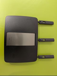 Linksys EA6900 Router463650828520663040