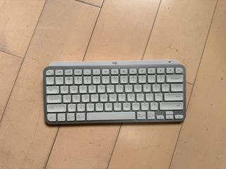 羅技藍牙鍵盤463663492058337280