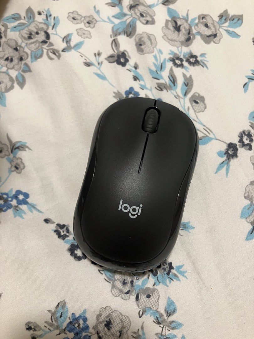 Logitech M220 Silent Wireless Mouse458716418944552960