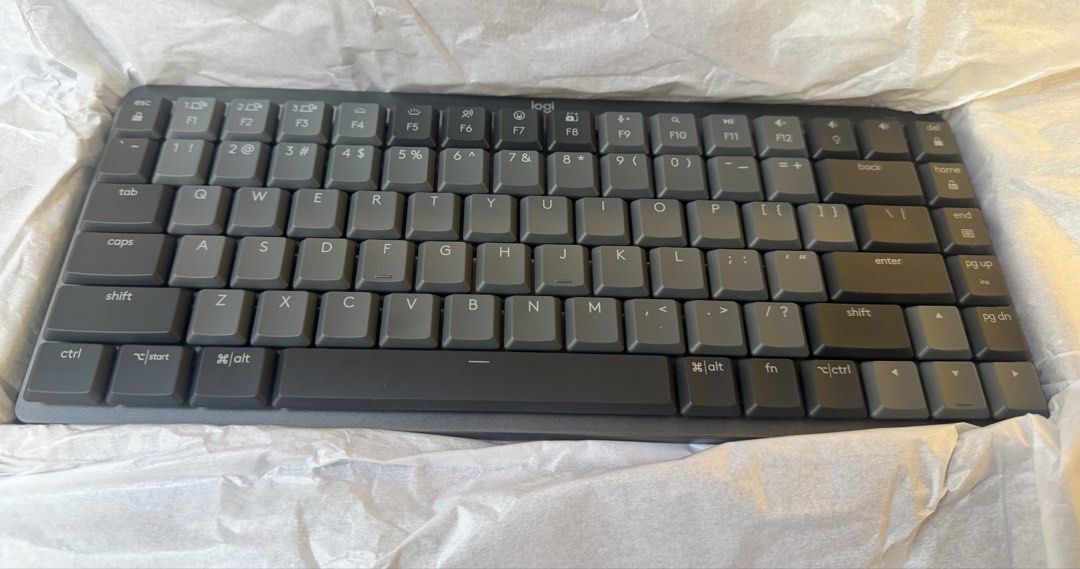 Logitech MX Mechanical Mini Wireless Keyboard458129392303482881