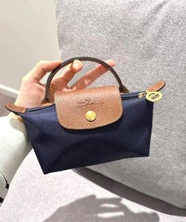 (Category: ) located in . Submitted by billionairebags (Listing ID 1438728586, Image 1). Description: .