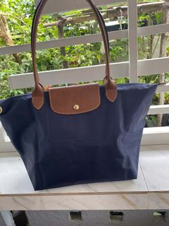 (Category: ) located in . Submitted by joypadilla (Listing ID 1438712946, Image 1). Description: .