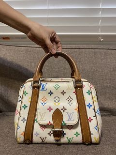 (Category: ) located in . Submitted by jupreloved_ (Listing ID 1438727787, Image 1). Description: .
