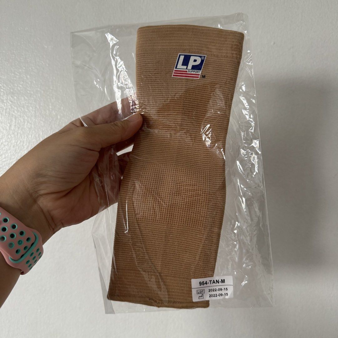 LP SUPPORT 954 Ankle Support 20pcs Bundle (Category: Braces, Support & Protection) located in Manila. Submitted by miskym (Listing ID 1438745906, Image 2). Description: Wholesale Price: 350.00/ea for 20pcs 375.00/ea for 10pcs 395.00/ea for 5pcs Retail Price: 439.00 Please refer to size chart for measurements All sizes are available ONHAND & READY TO SHIP!.