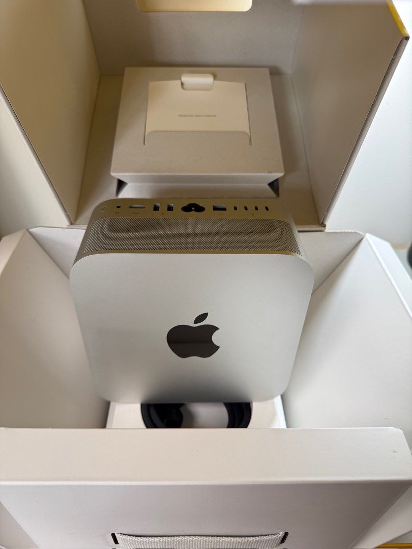 Mac Studio M4 Max 64/512458232808342169600