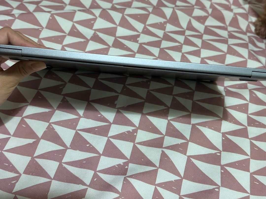 MacBook Air M2458343026262681604