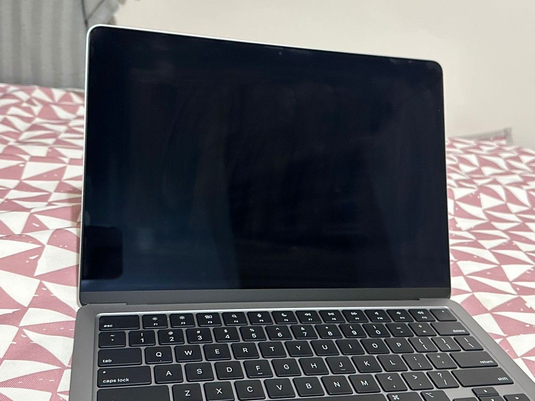 MacBook Air M2458343026262681602