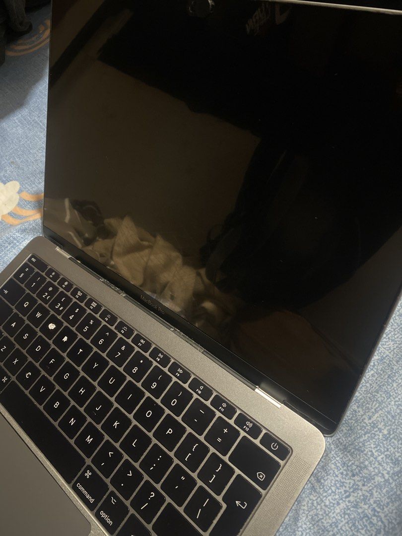 Macbook pro458708364266065920