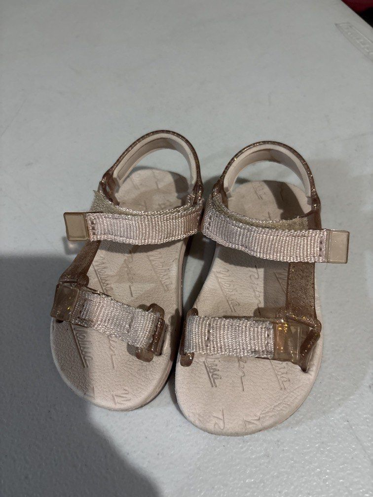 Mini Melissa x Papete Rider (Category: Babies & Kids Fashion) located in Quezon City. Submitted by kaaat15 (Listing ID 1438808216, Image 1). Description: Size US 8 14.5 cm.