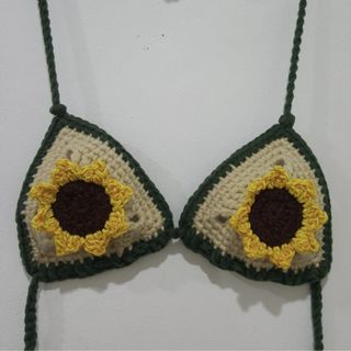 (Category: ) located in . Submitted by cuatrocats (Listing ID 1438748807, Image 1). Description: .