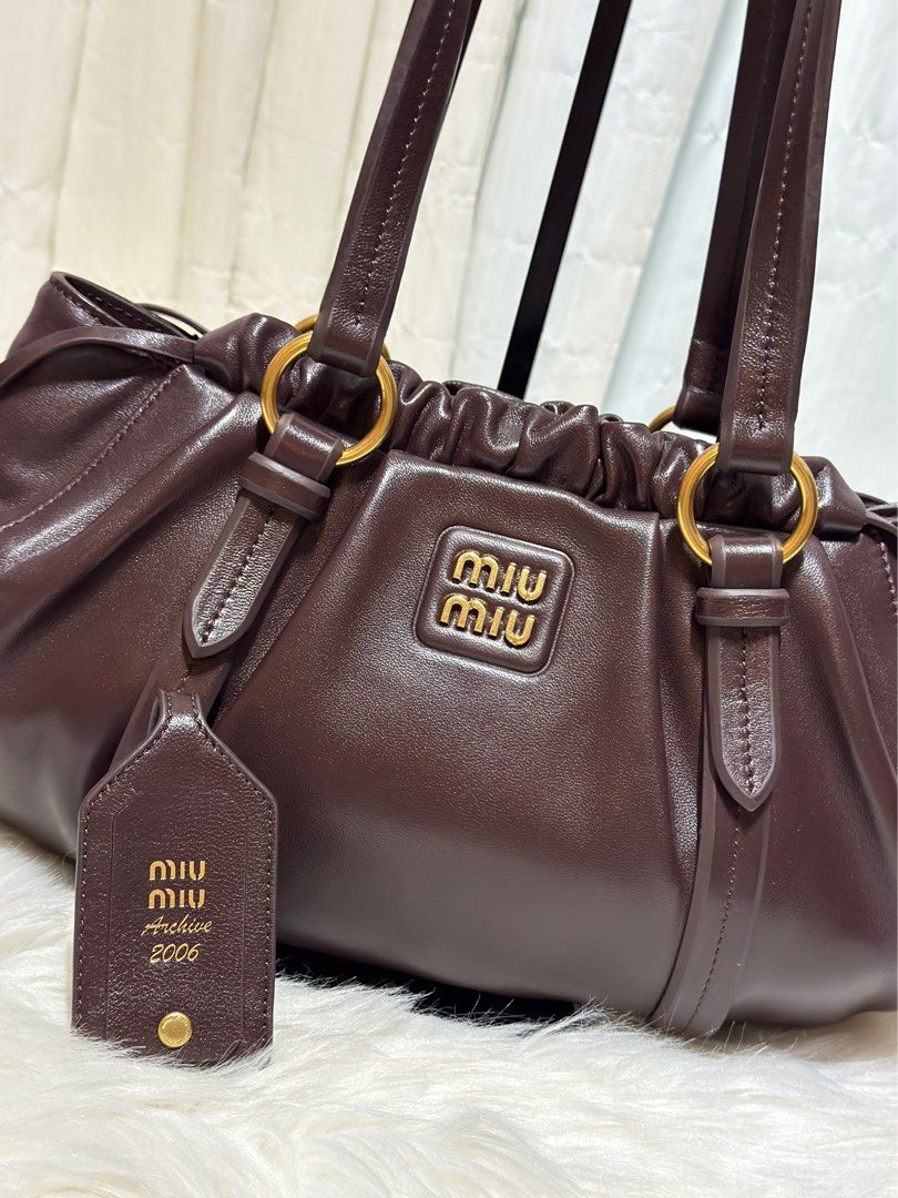 Miu miu joie leather shoulder bag (Category: Luxury Bags & Wallets) located in Manila. Submitted by shoulderfashion (Listing ID 1438796428, Image 2). Description: .