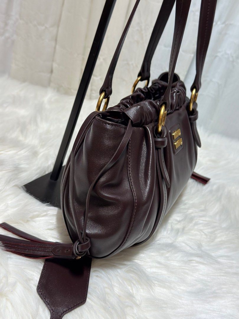 Miu miu joie leather shoulder bag (Category: Luxury Bags & Wallets) located in Manila. Submitted by shoulderfashion (Listing ID 1438796428, Image 3). Description: .