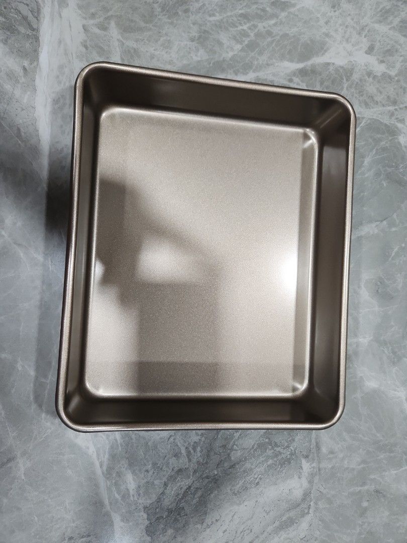 New Baking Pan - Rectangular (Category: Bakeware) located in Singapore. Submitted by itsme01 (Listing ID 1438761182, Image 1). Description: Selling New 13 inches Baking Trays $5 Dimensions:32cm26 cm 6.5cm Self Collect At Blk 428A Yishun Ave 11. No MeetUp At Mrt Station.