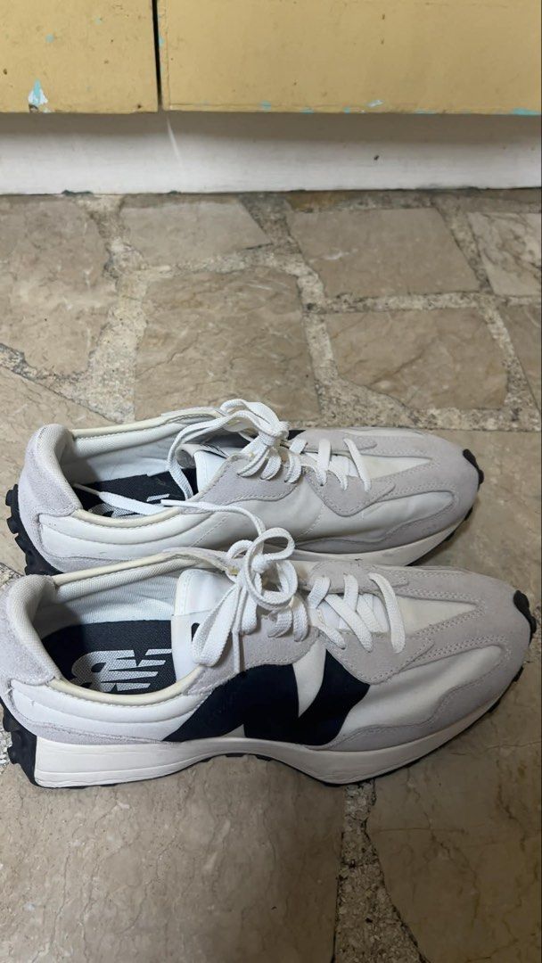 New Balance 327 White Sneakers (Category: Sneakers) located in Manila. Submitted by helzn (Listing ID 1438745125, Image 2). Description: - LOWEST PRICE: New Balance 327 sneakers, just needs cleaning - Color: White with black accents - Features the oversized 'N' logo - Black, textured soles - White laces and padded collar - New Balance logo on insoles.