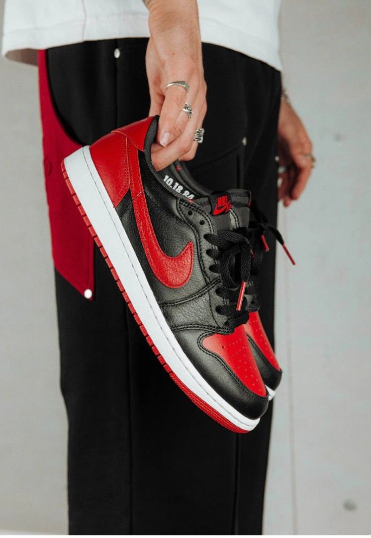 NIKE AJ1 Low OG Banned (Category: Sneakers) located in Las Pinas. Submitted by blockloopz (Listing ID 1438794377, Image 1). Description: ‎🔥 NIKE AJ1 Low OG Banned ‎📦 BRAND NEW ‎💯% AUTHENTIC Price Varies ‎ ‎🛵🚚✈️ Shipping: Nationwide Buyer’s Expense ‎🚘 Meet ups: Makati City ‎ ‎Order Now! 📱.