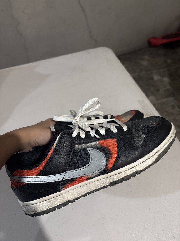 Nike Dunk Low Graffiti (Category: Sneakers) located in Quezon City. Submitted by kaaat15 (Listing ID 1438804846, Image 2). Description: Size 11.5.