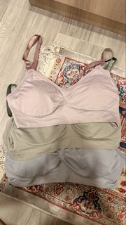 (Category: ) located in . Submitted by prelovedbygaba (Listing ID 1438842086, Image 1). Description: .