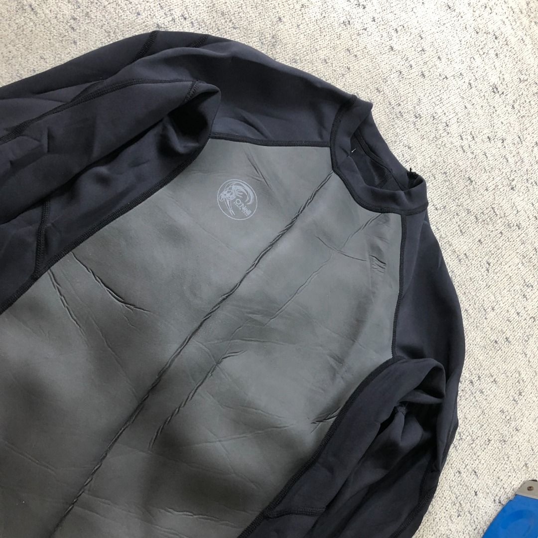 O'Neill Men's O'Riginal Wetsuit 2/1mm Back Zip Jacket Medium (Category: Activewear) located in Santa Rosa. Submitted by sergids (Listing ID 1438804363, Image 1). Description: O'Neill Men's O'Riginal Wetsuit 2/1mm Back Zip Jacket Medium Great condition. Check fitting tops to ensure this fits you. Dimensions below are exact measurements, see pics as well for comparison. 9/10 Condition and Colorway Dimensions: Check pic slide for actual size and dim