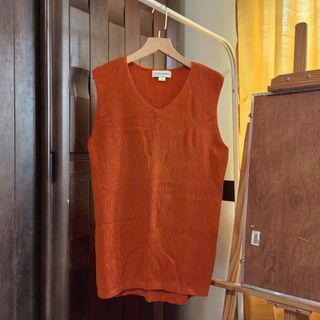(Category: ) located in . Submitted by ukaygoods (Listing ID 1438694901, Image 1). Description: .