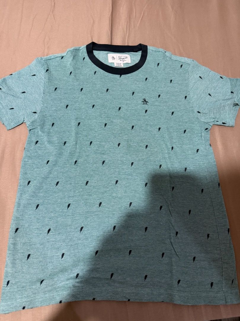 Penguin (Category: Tshirts & Polo Shirts ) located in Quezon City. Submitted by paupao789 (Listing ID 1438863383, Image 3). Description: Used once From Penguin SM The Block .