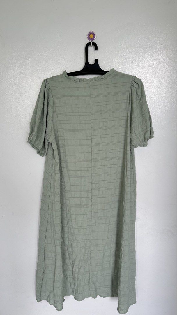 Plus size dress (Category: Dresses) located in Bacoor. Submitted by aprilegc (Listing ID 1438736670, Image 2). Description: Emery Rose 1XL.