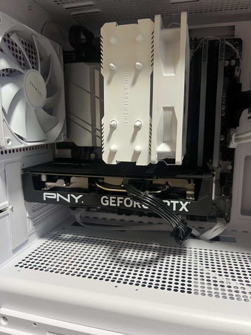 PNY GeForce RTX 4060 8gb458730674932961282