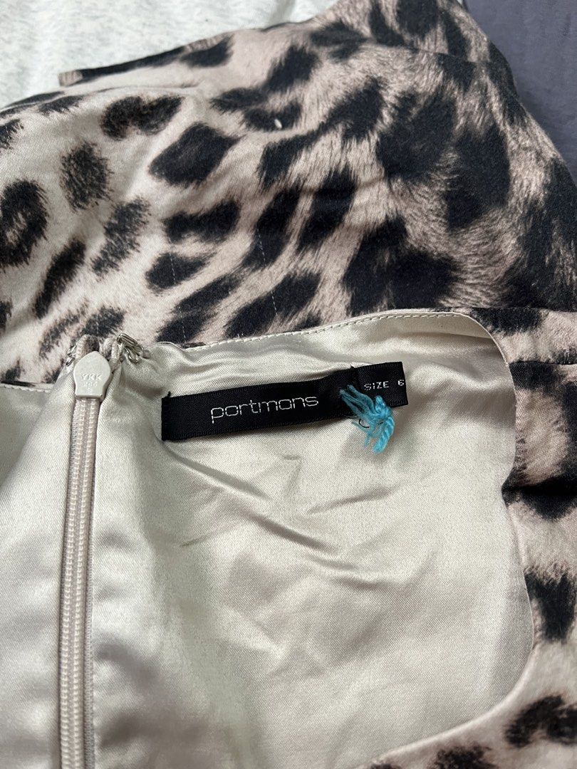 Portmans Leopard Print Dress Size 6 (Category: Dresses) located in Paranaque City. Submitted by mscgax (Listing ID 1438765788, Image 2). Description: - Portmans leopard print dress - Size 6 - Fitted silhouette - Black trim - Zipper closure at the back.