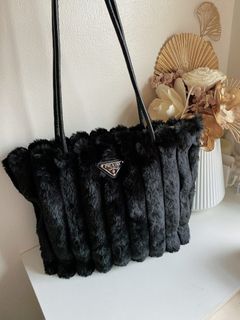 (Category: ) located in . Submitted by luxe.archive (Listing ID 1438809162, Image 1). Description: .