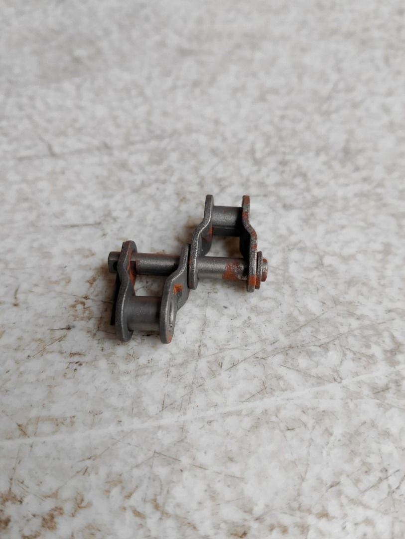 RC35 Double Chain Offset Link (Category: Everything Else Others) located in Manila. Submitted by joeyroque09 (Listing ID 1438700555, Image 1). Description: RC35 Double Chain Offset Link Price: 22.