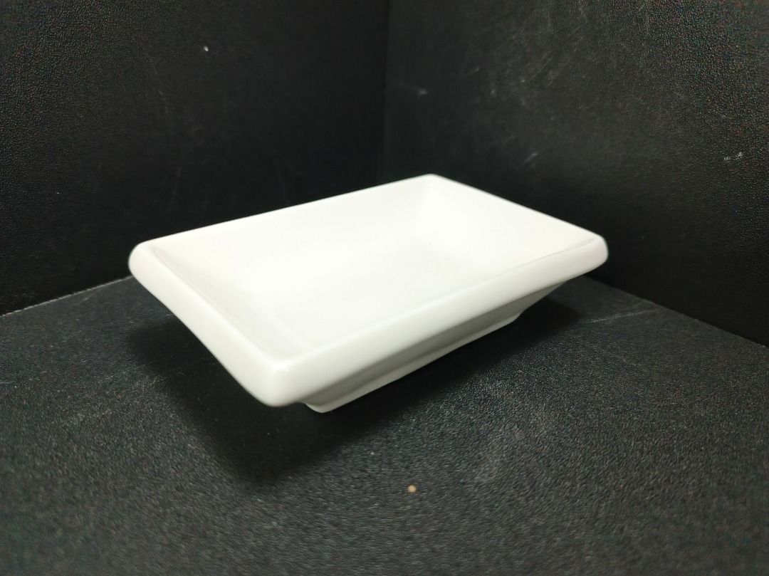 Rectangle Ceramic Condiment Sauce Dish (Category: Dinnerware & Cutlery) located in Quezon City. Submitted by inter_active_megawares (Listing ID 1438753442, Image 3). Description: Rectangle Ceramic Condiment Sauce Dish IA2602-067 Price: P25.00 Weight: 120g Length: 10cm Width: 6.5cm Height: 2.5cm - made with durable ceramic materials - IF POSSIBLE: kindly message us first - regarding the availability of stocks to prevent cancellations. Thank you fo