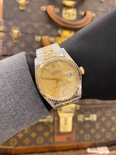 (Category: ) located in . Submitted by redrabbitluxury (Listing ID 1438840289, Image 1). Description: .