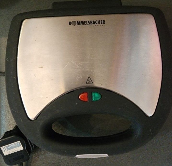 Rommelsbacher toaster - Germany, TV & Home Appliances, Kitchen ...