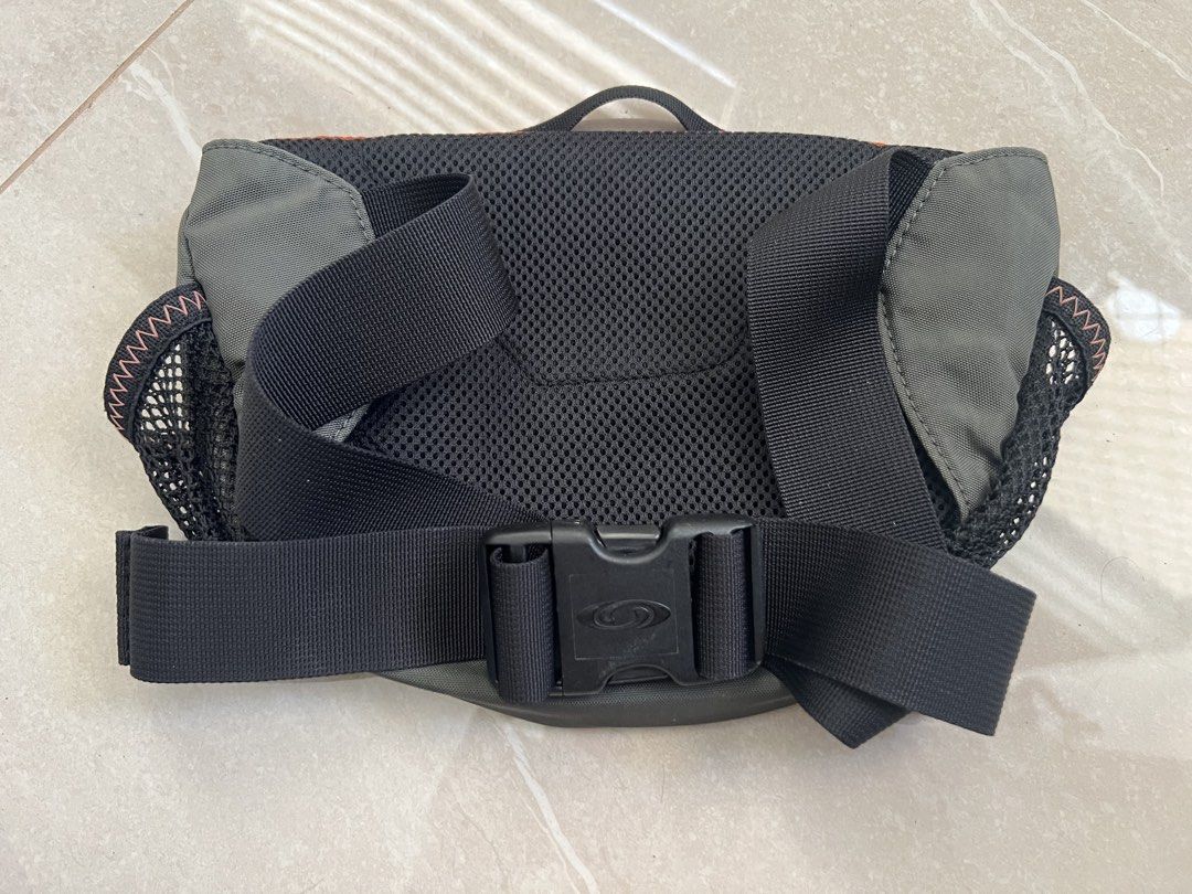 Salomon Orange Beltbag (Category: Hiking & Camping) located in Taguig. Submitted by adonisblanco (Listing ID 1438786509, Image 2). Description: Selling pre loved Salomon Beltbsg, used a couple of times, then stored in the cabinet no time to trek anymore no visible flaws as this was used with care.