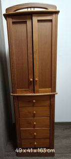 (Category: ) located in . Submitted by ahther (Listing ID 1438751613, Image 1). Description: .